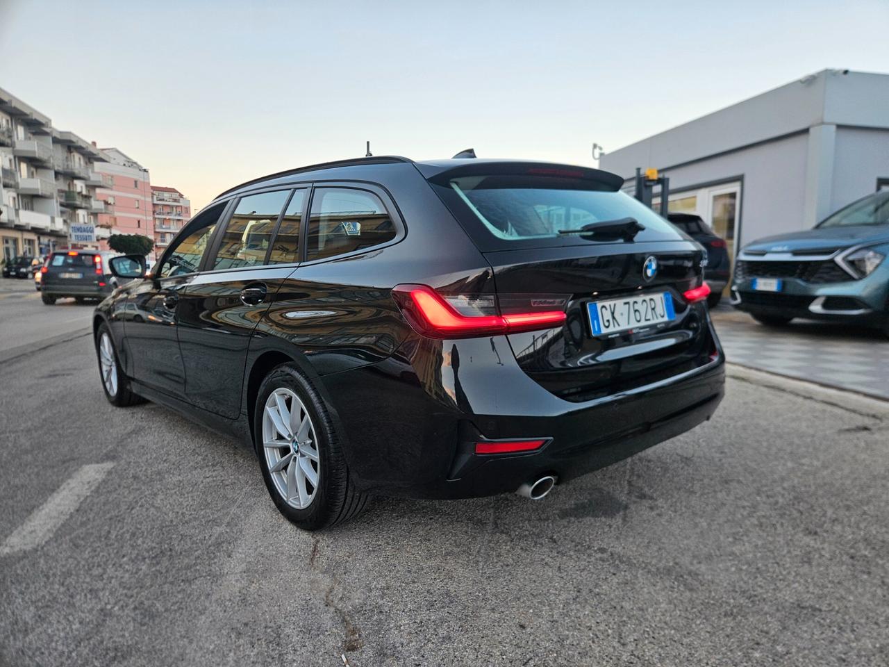 Bmw 318d 48V Touring Business Advantage