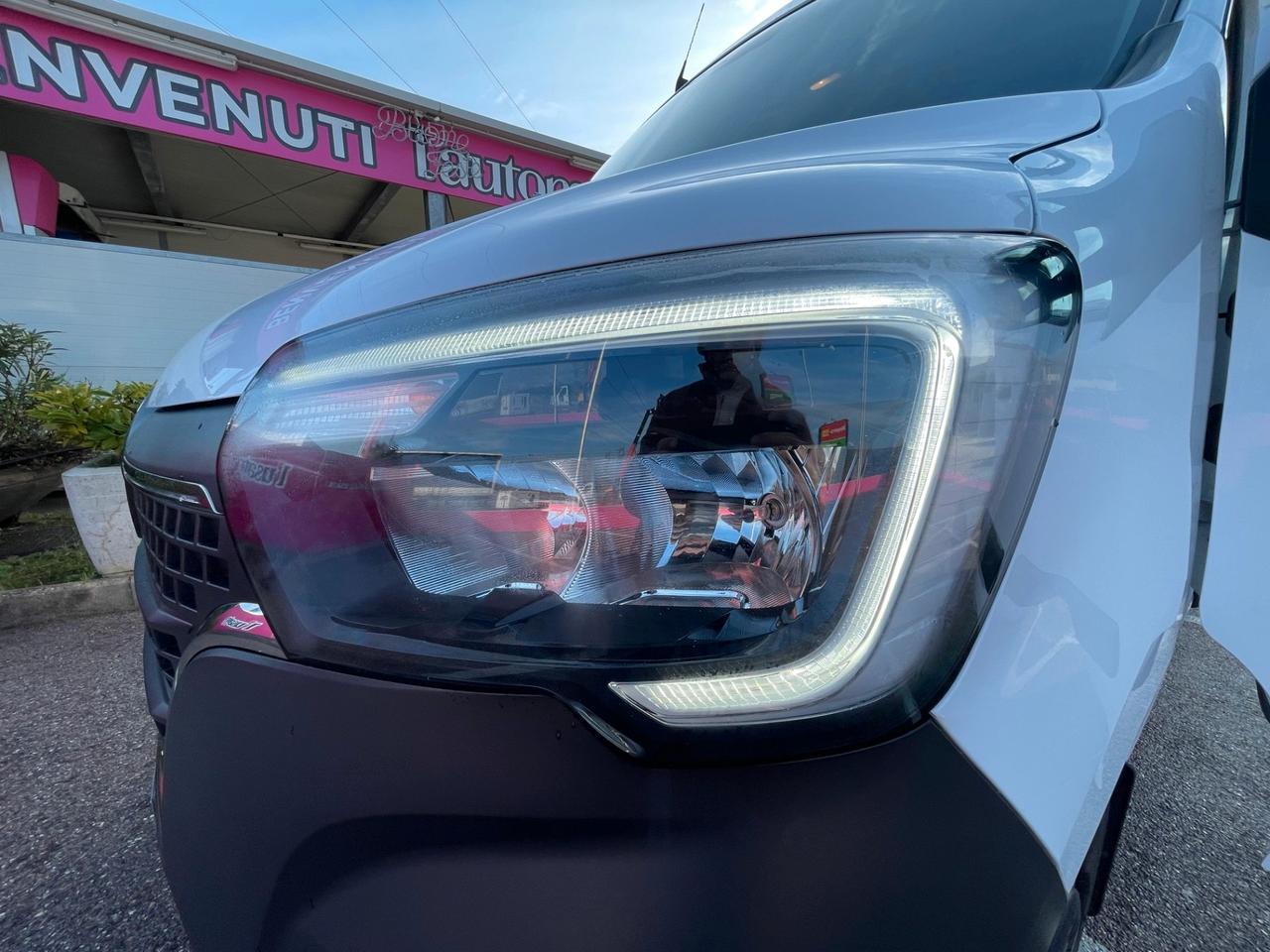 RENAULT Master 5ª serie Master T35 2.3 dCi 135...