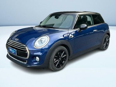 Mini Cooper D 1.5 D Cooper D Business XL Auto
