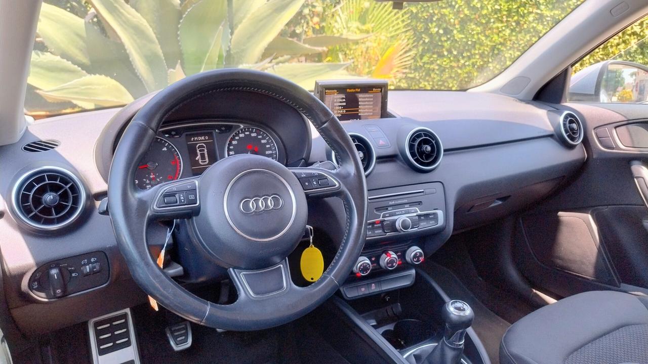 Audi A1 1.4 TDI S tronic