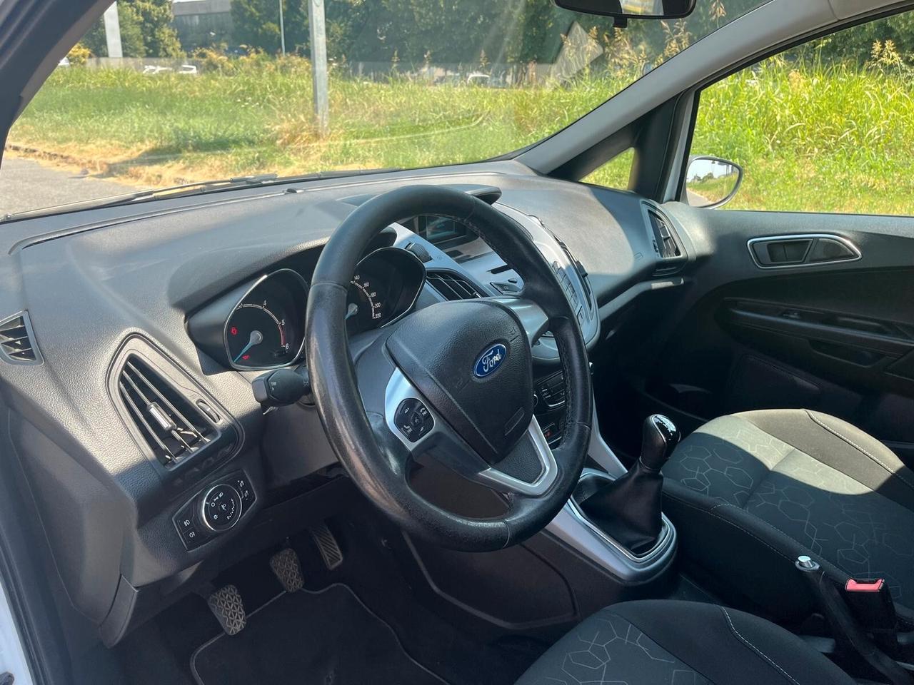 Ford B-Max 1.5 TDCi 75 CV Titanium