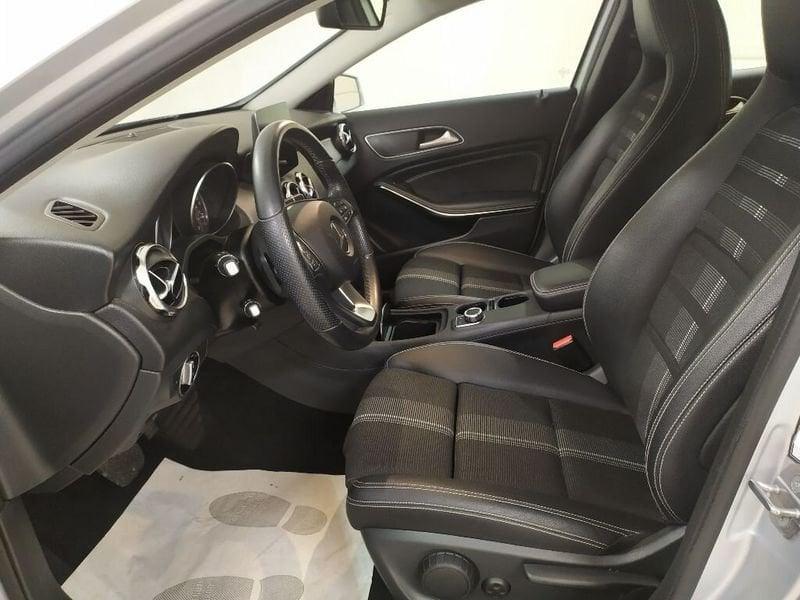 Mercedes-Benz GLA 200 d Premium 4matic auto