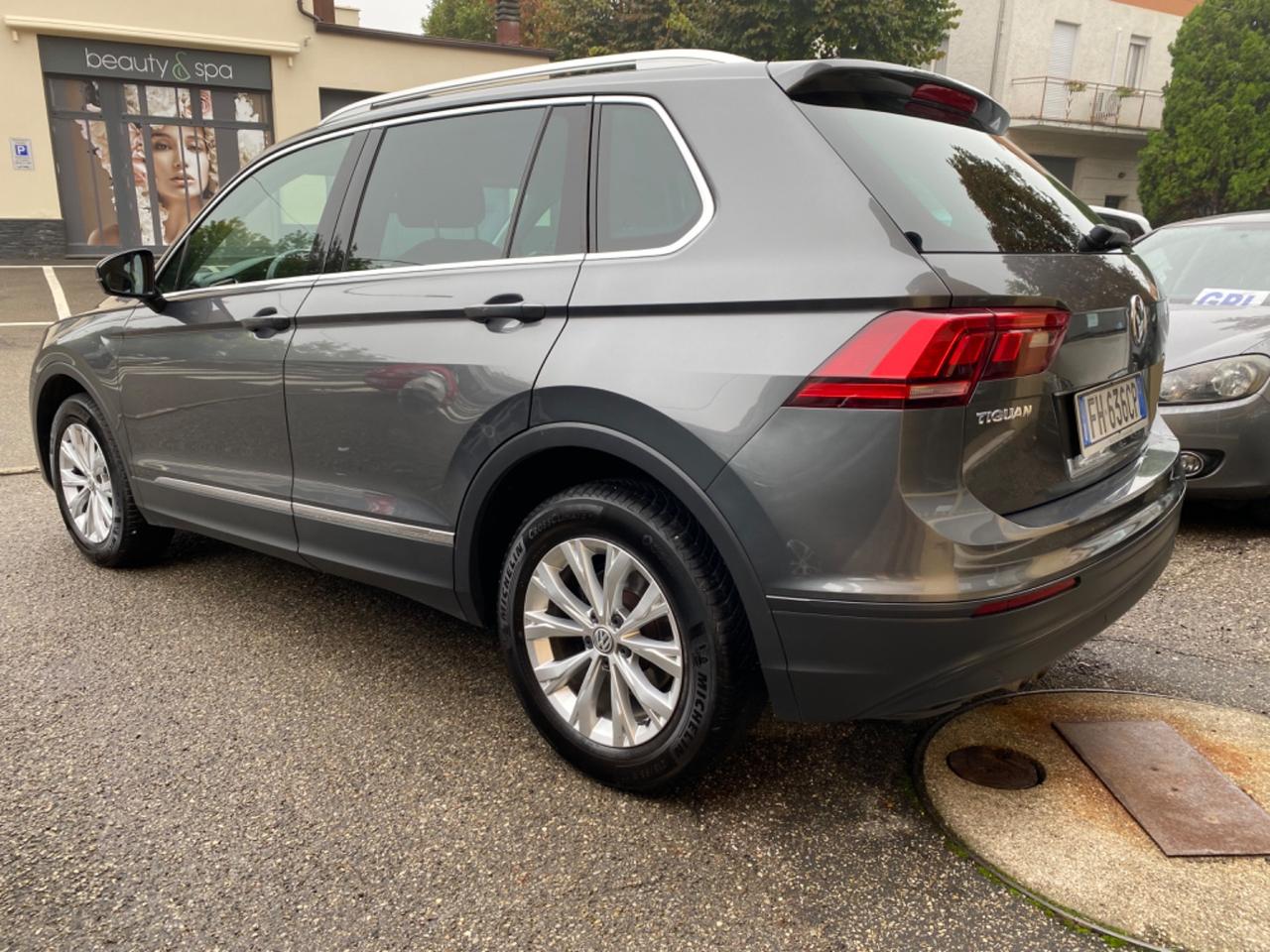 Volkswagen Tiguan 2.0 TDI SCR 4MOTION Business BlueMotion Technology