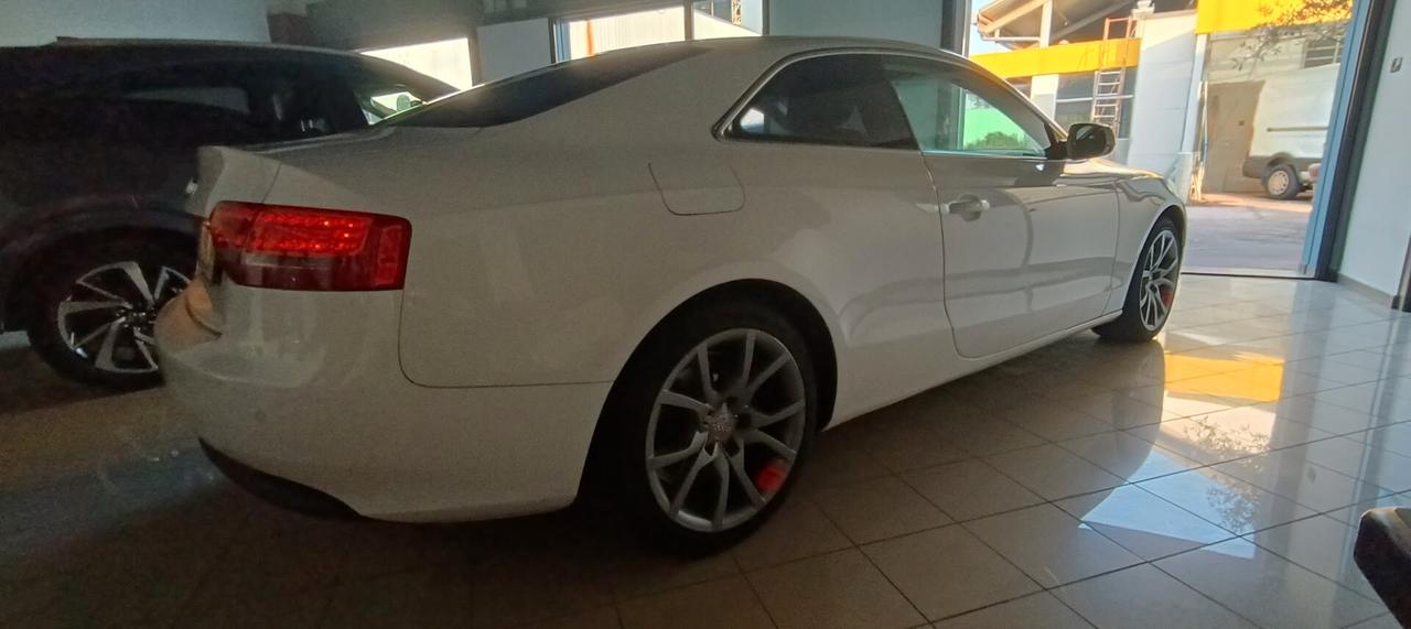 Audi A5 2.0 TFSI 211 CV multitronic Ambition