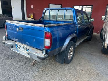 Nissan Pick Up Pick-up 2.5 TD 4 porte Double Cab