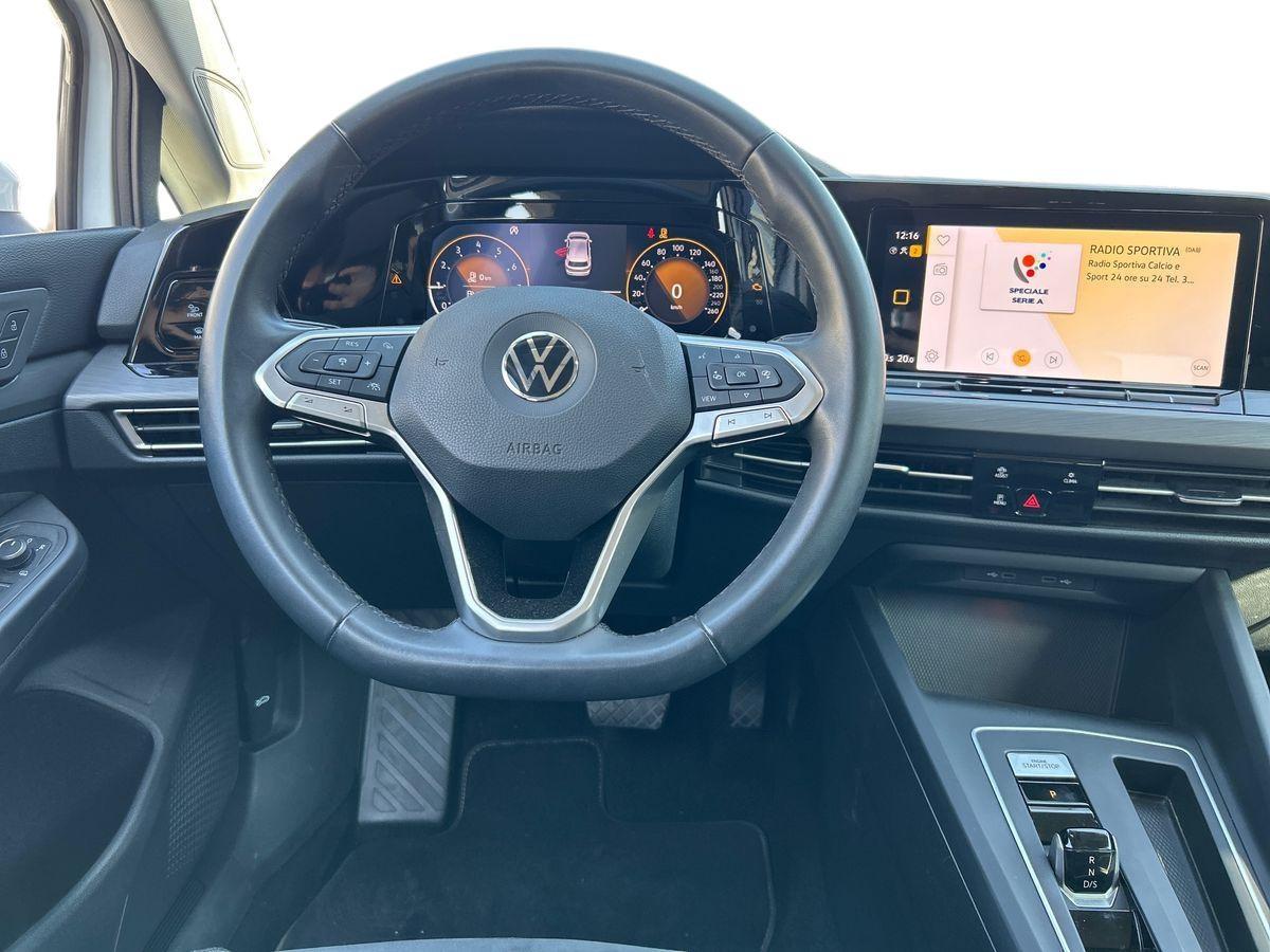 VOLKSWAGEN Golf VIII 2020 - Golf 1.5 tgi Style 130cv dsg