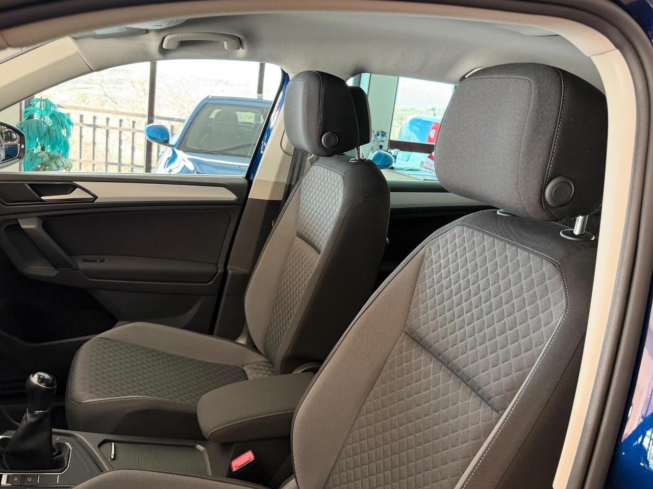 Volkswagen Tiguan 1.6 TDI 115 cv. BUSINESS (Nav)