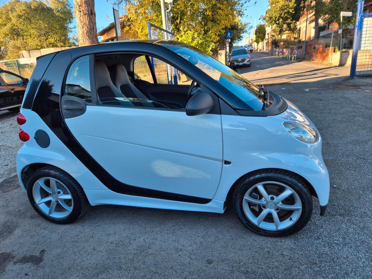 Smart ForTwo 1000 62 kW coupé passion