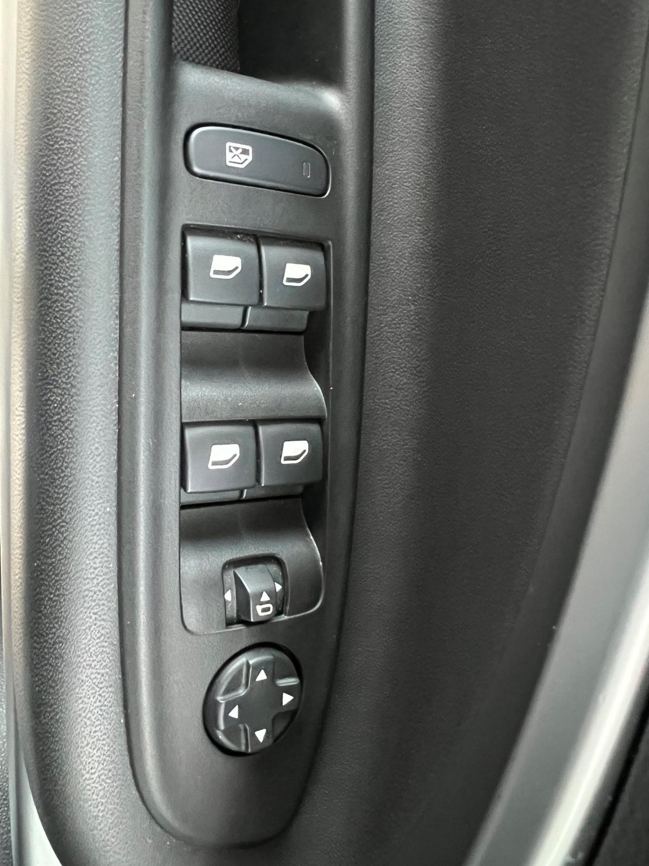 Jeep Avenger 1.2 Turbo 100 CV Summit