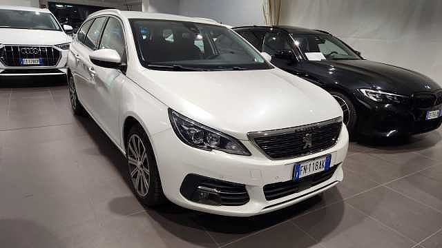 Peugeot 308 PureTech Turbo 130 S&amp;S SW Allure