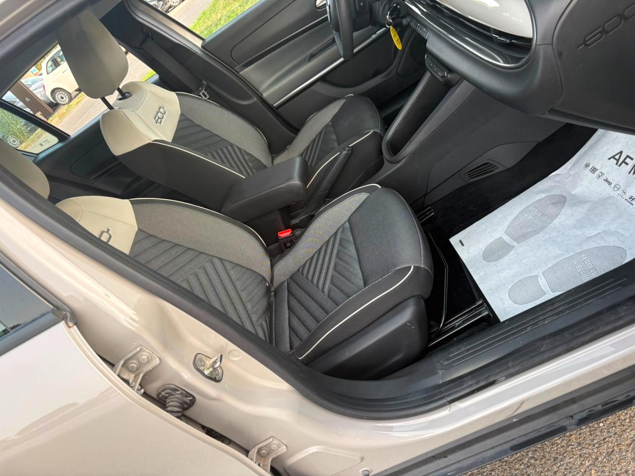 Fiat 600 Hybrid 100 CV DCT MHEV La Prima
