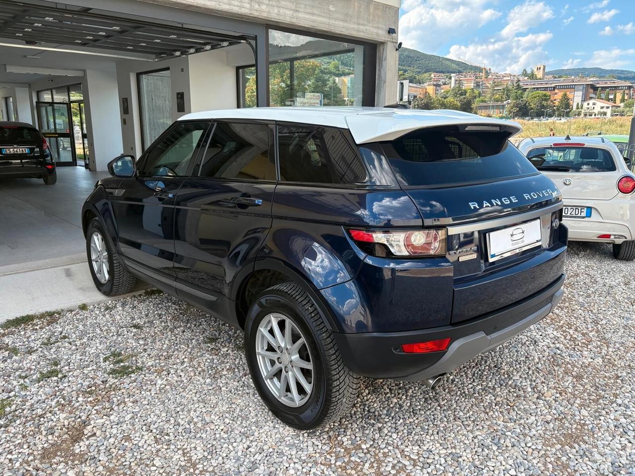 RANGE ROVER EVOQUE 2.2D 150CV 4X4 UNICO PROPRIETARIO LOIRE EDITION