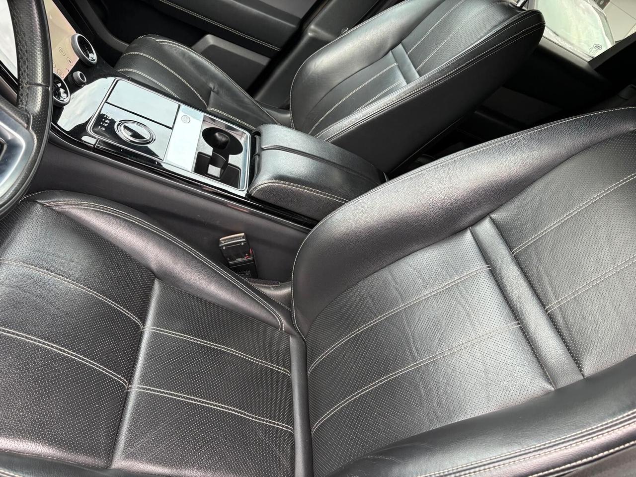 Land Rover Range Velar 2.0D I4 240 CV SE