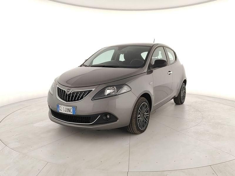 Lancia Ypsilon 1.0 FireFly 5 porte S&S Hybryd Gold