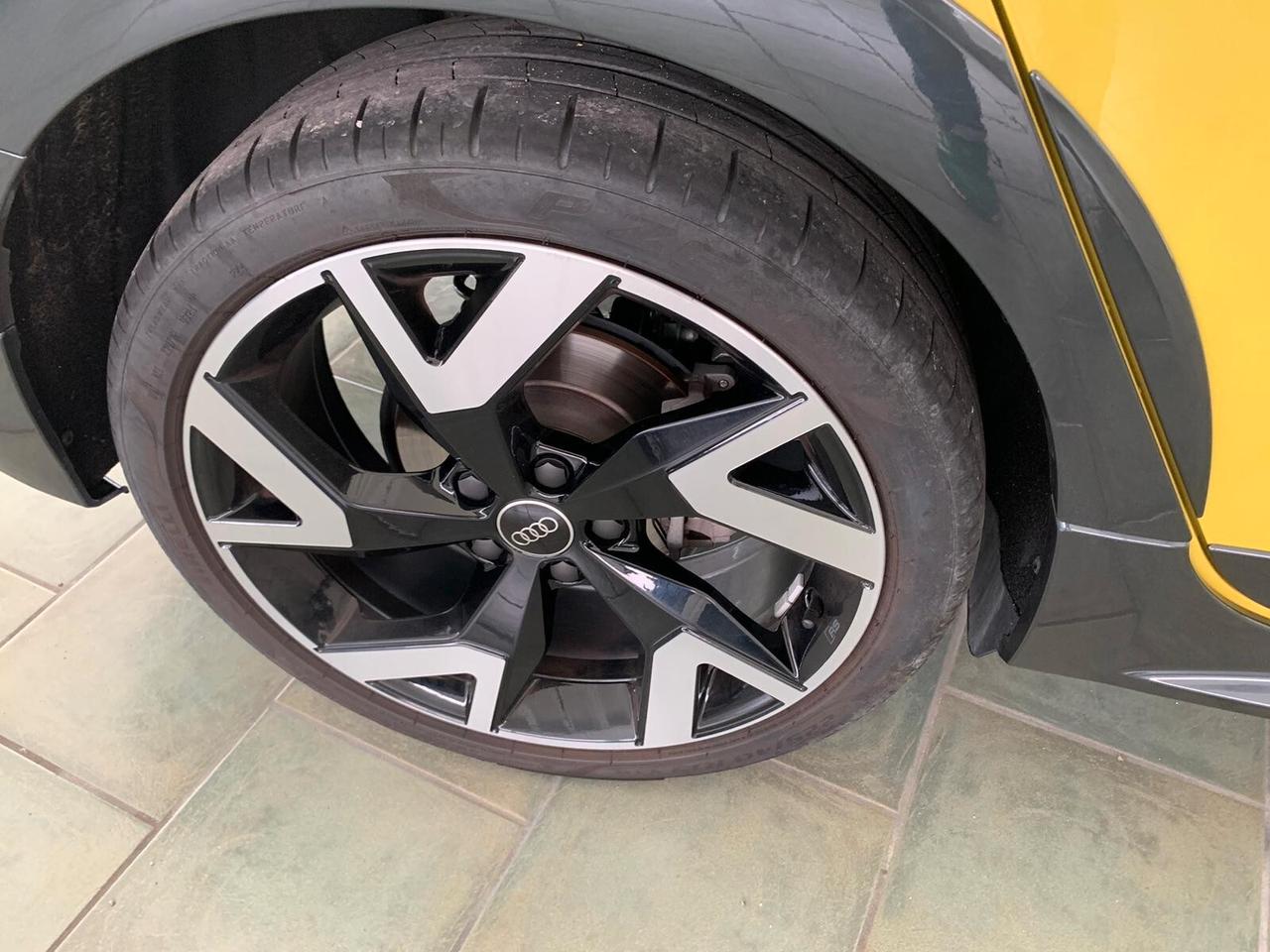 Audi A3 allstreet 35 TFSI S tronic Identity Contrast