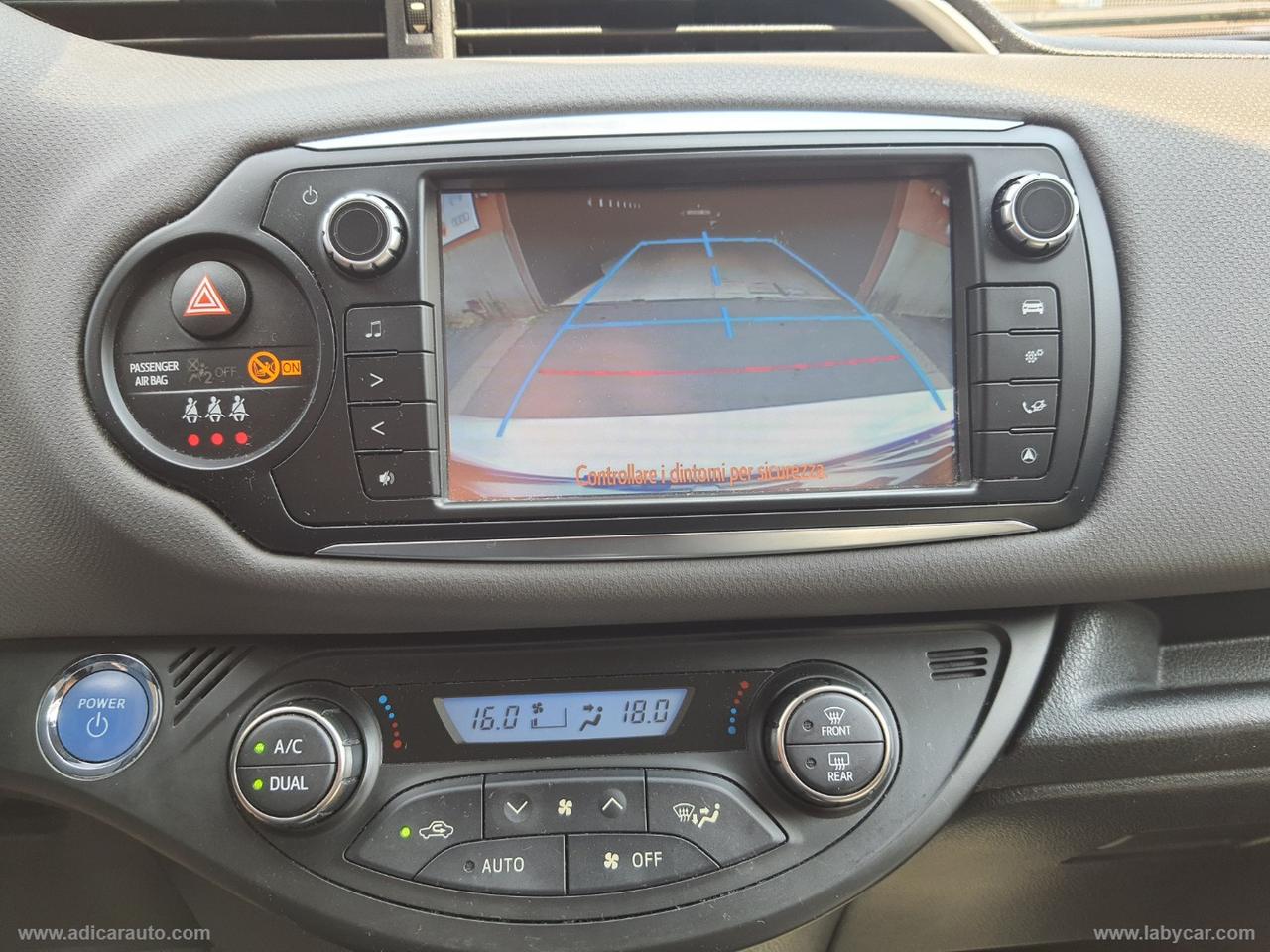 TOYOTA Yaris 1.5 Hybrid 5p.
