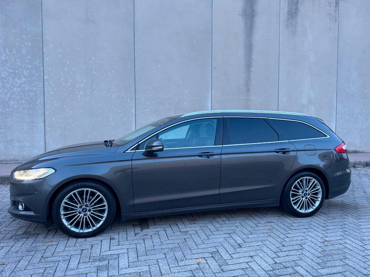 Ford Mondeo 2.0 TDCi 150 CV S&S Powershift Station Wagon Titanium