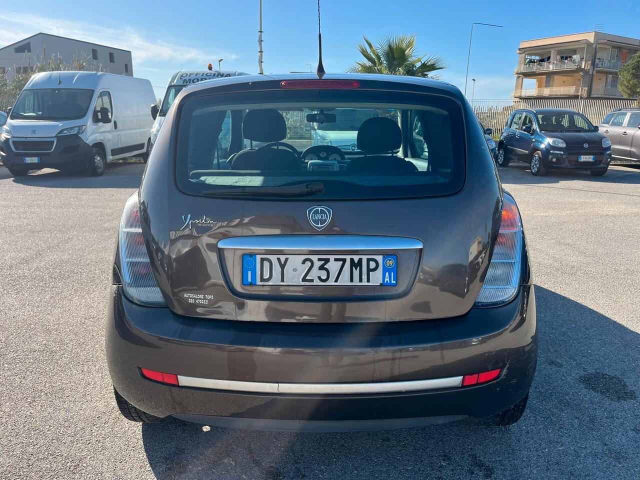 Lancia Ypsilon 1.4 Argento Ecochic GPL