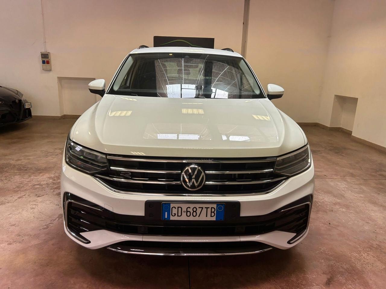 Volkswagen Tiguan 2.0 TDI 150 CV SCR DSG R-Line