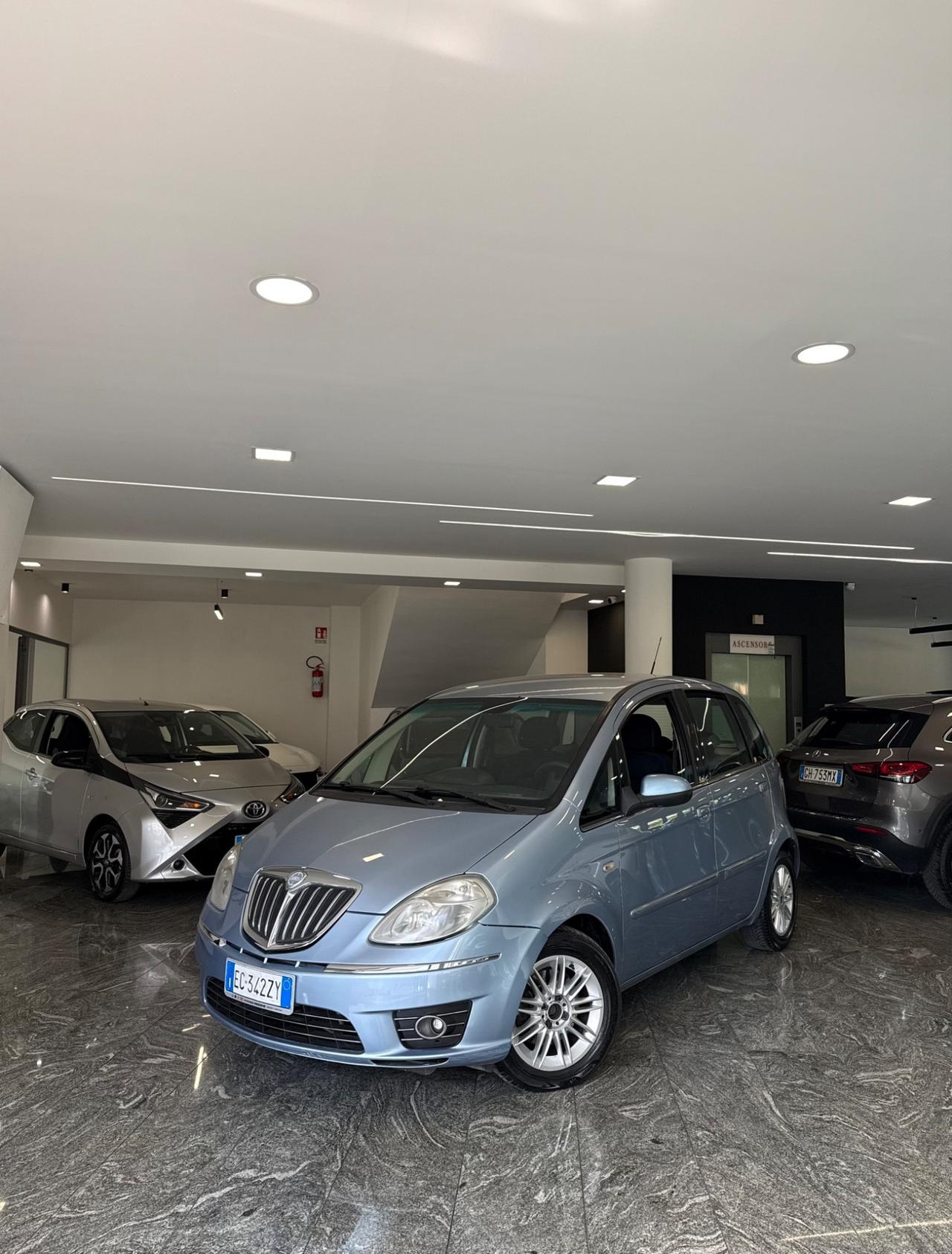 Lancia MUSA 1.3 Mjt 16V 95 CV S&S DPF Oro