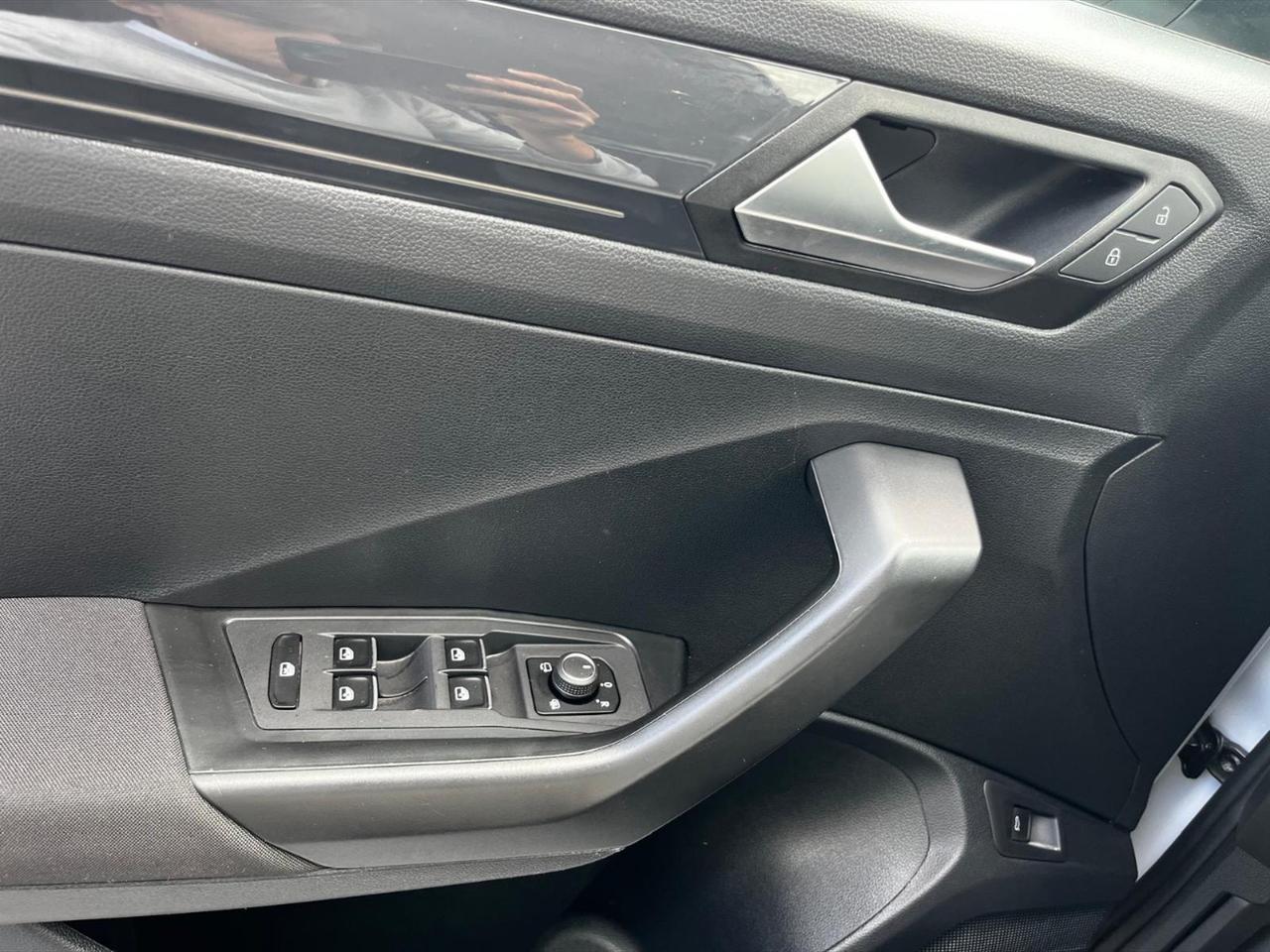 Volkswagen T-Roc 1.5 tsi advanced dsg