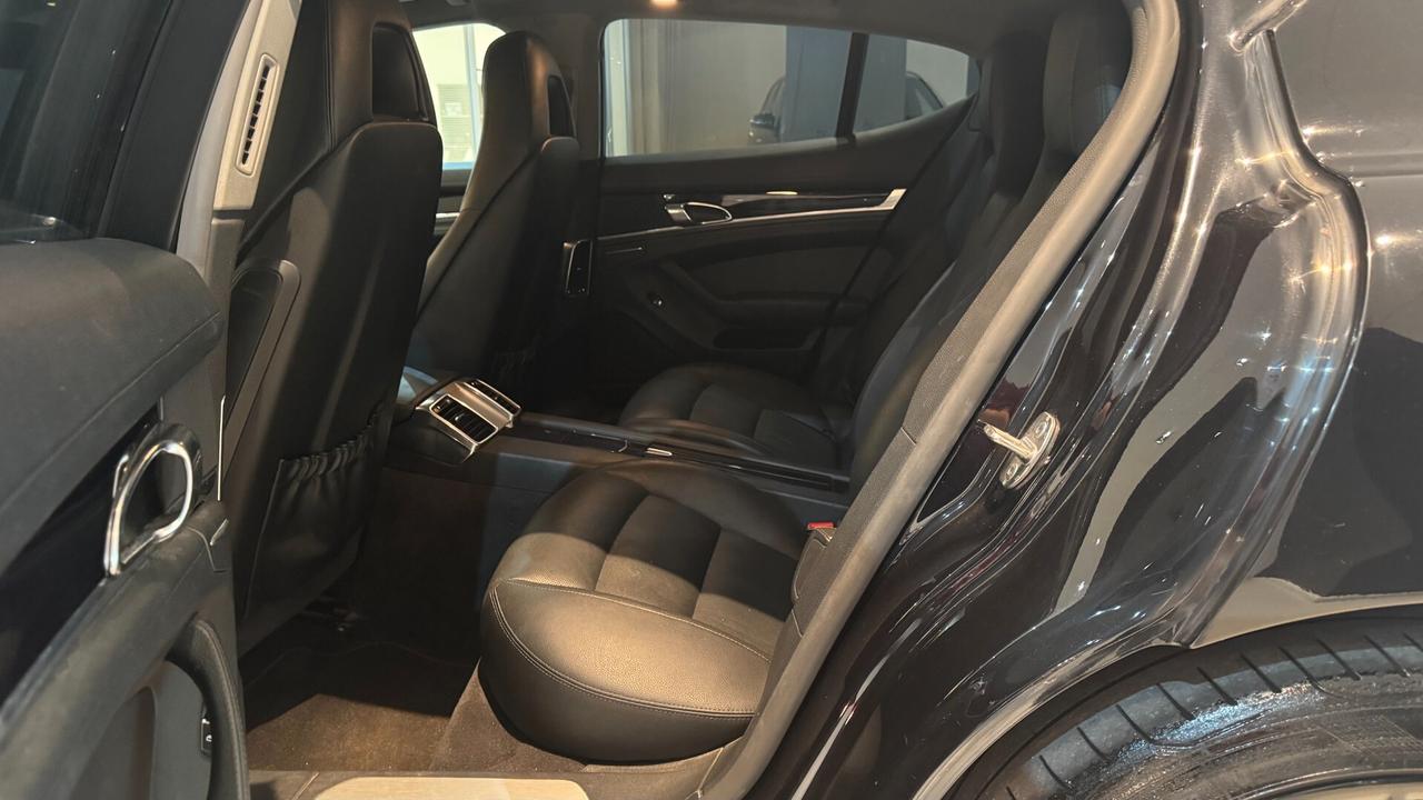 Porsche Panamera 3.0 300CV PLATINUM EDITION - 2015