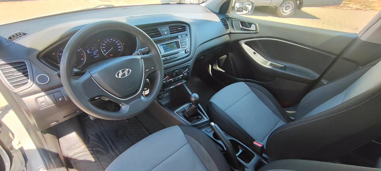 Hyundai i20 1.2 5 porte Go