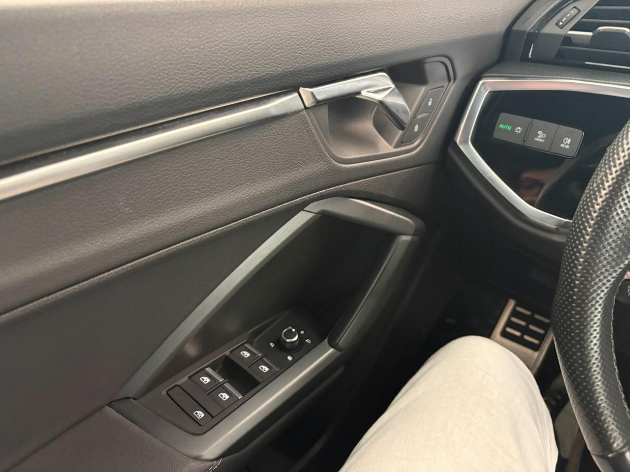 Audi Q3 Sportback 35 2.0 tdi S line edition s-tronic