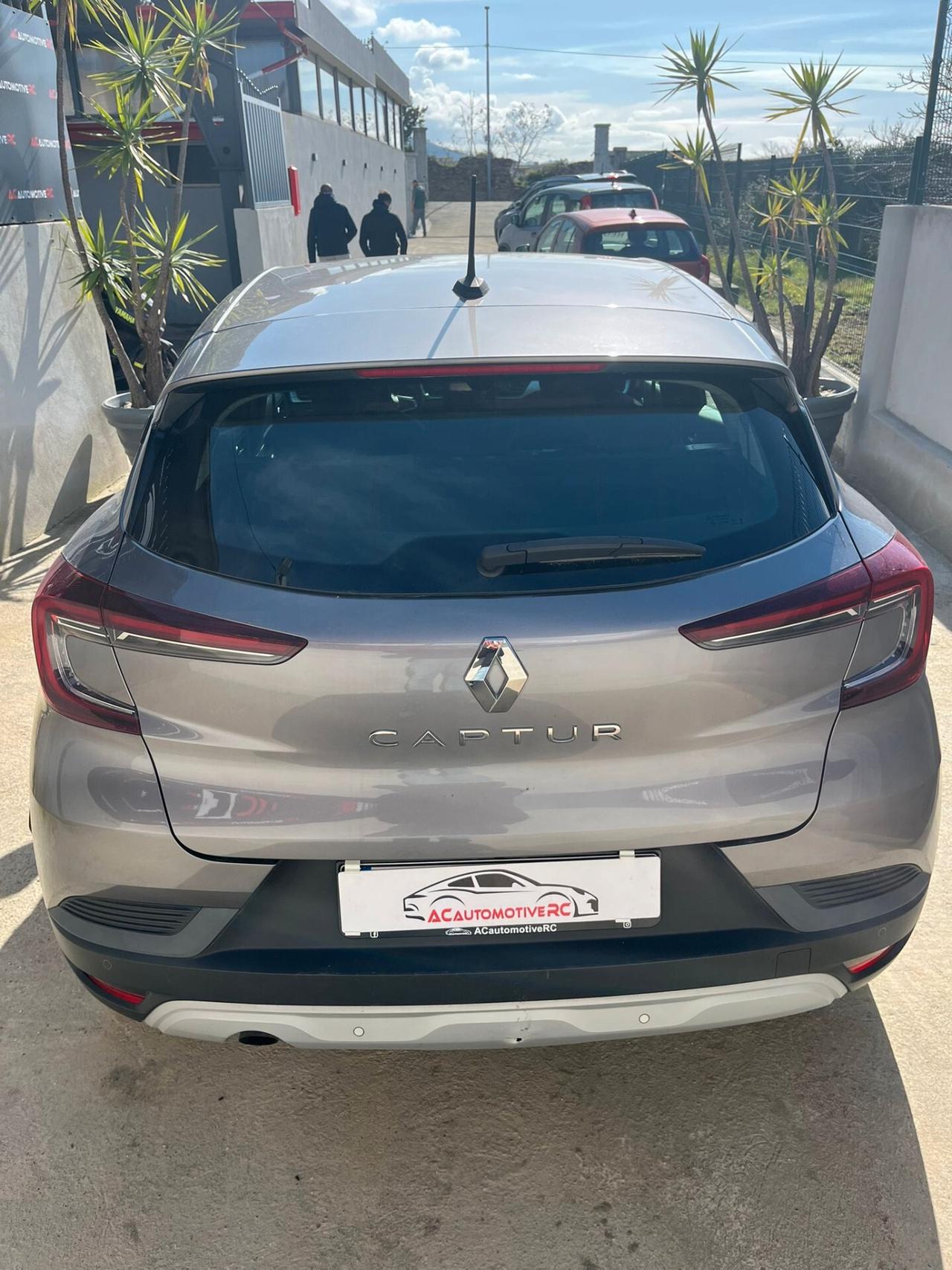 Renault Captur Blue dCi 115 CV EDC Business