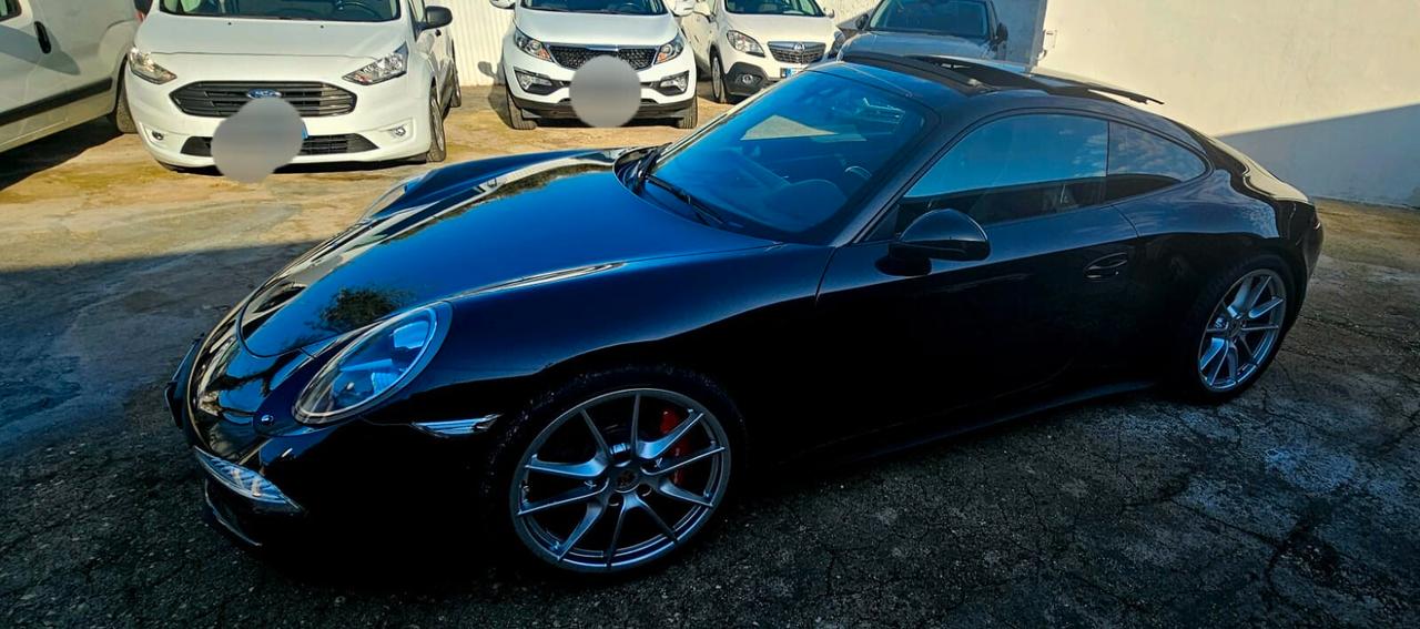 Porsche 911 3.8 Carrera 4S Coupé