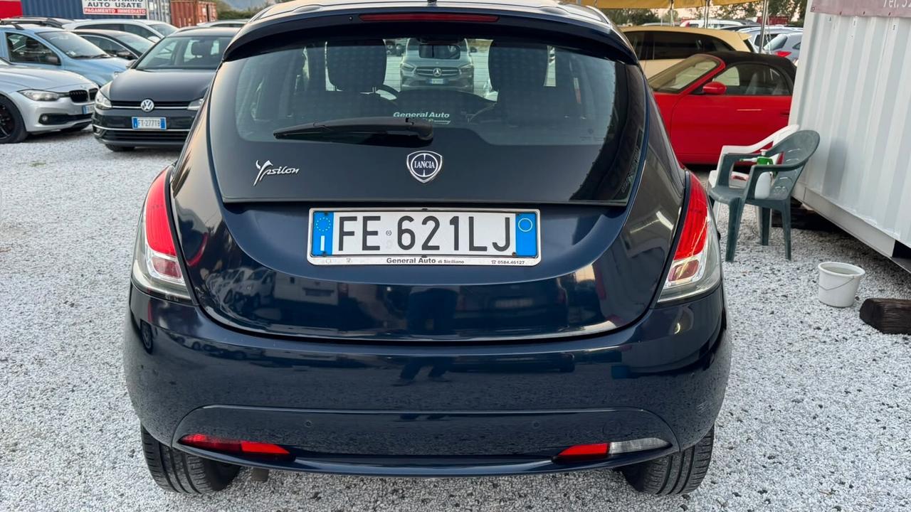 Lancia Ypsilon 1.2 69 CV 5 porte Elefantino
