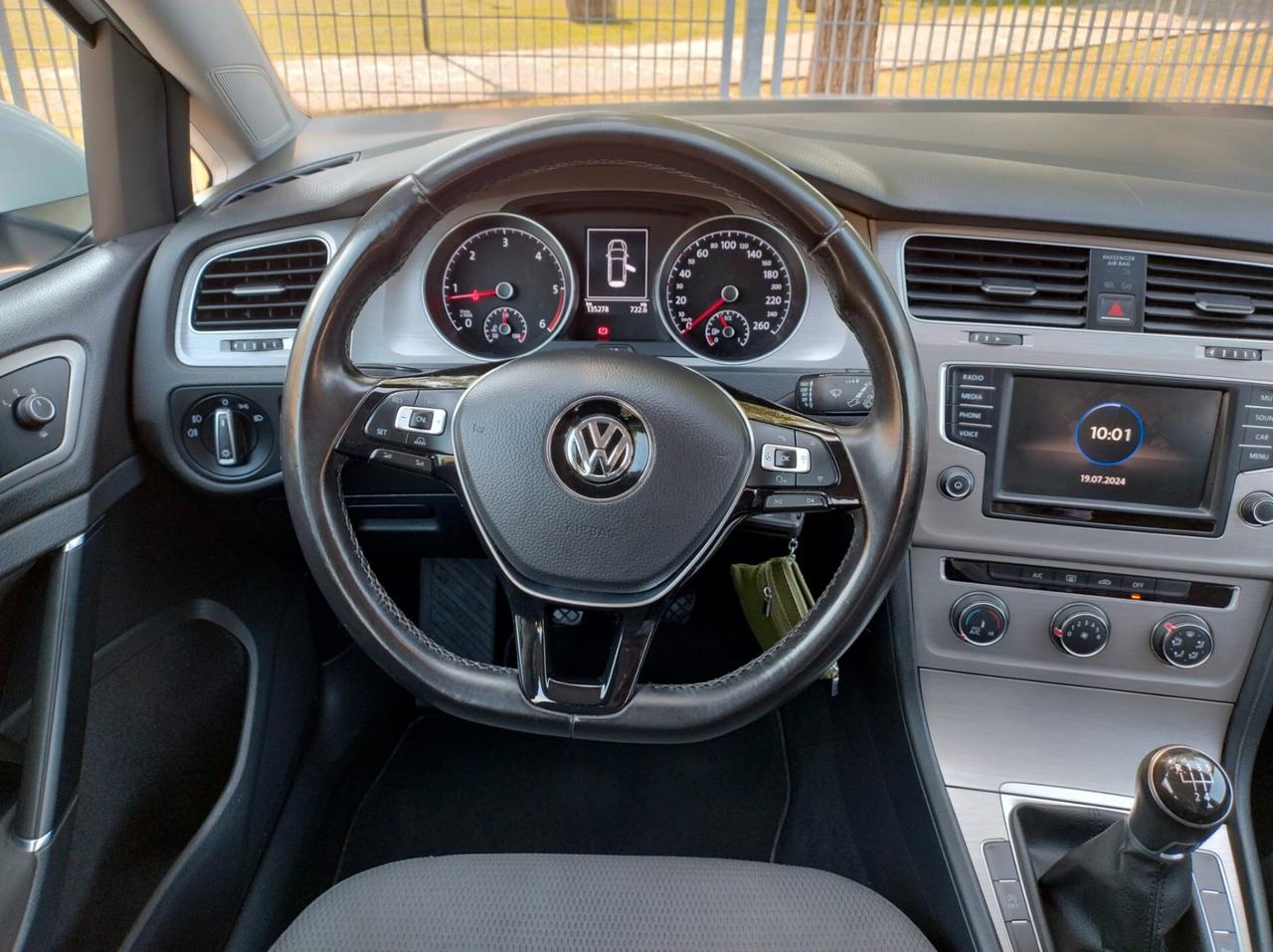 Volkswagen Golf Variant 1.6 tdi 110cv CAMBIO MANUALE