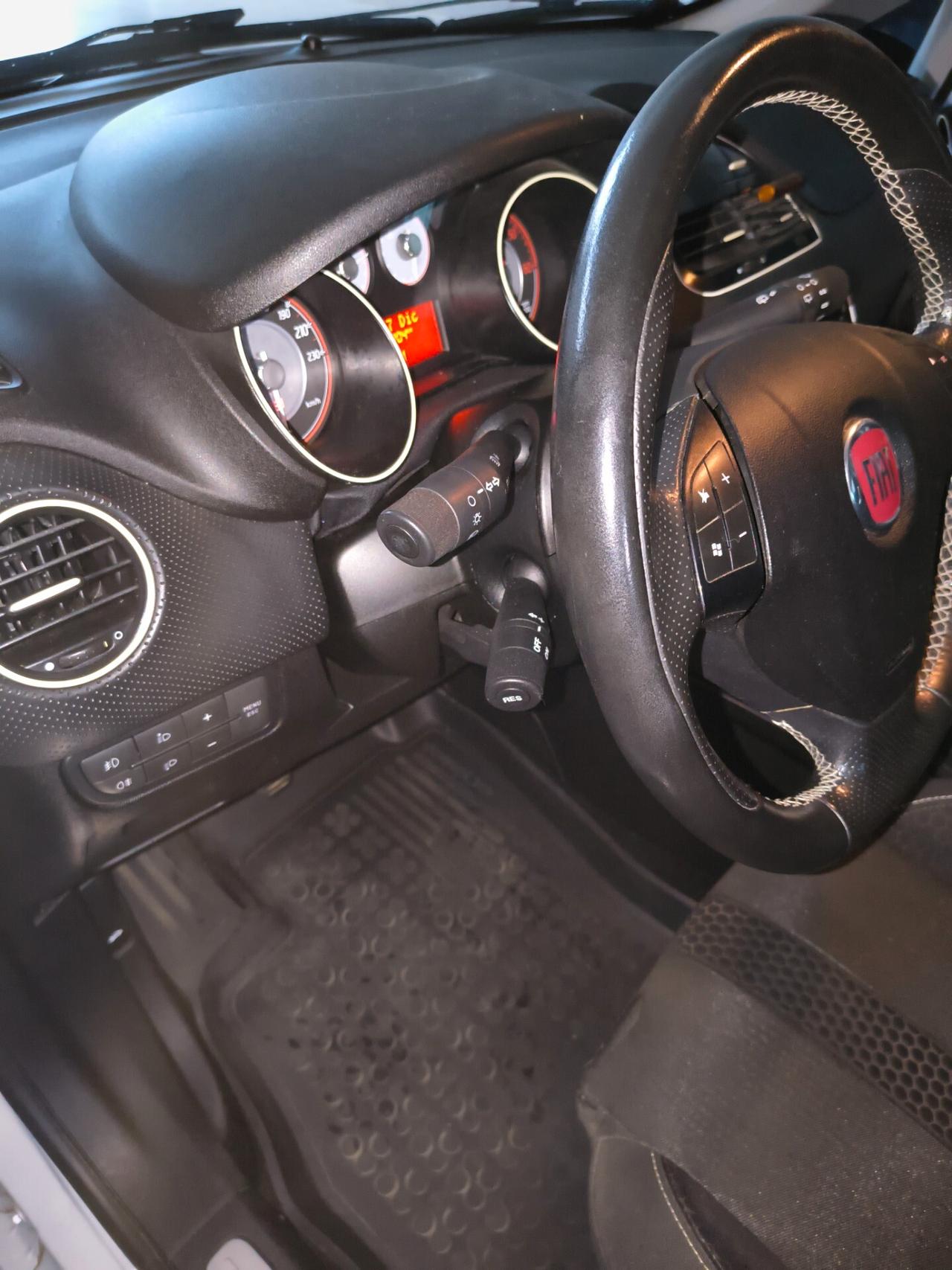 Fiat Punto Evo 1.3 Mjt 95 CV DPF 5 porte S&S Emotion