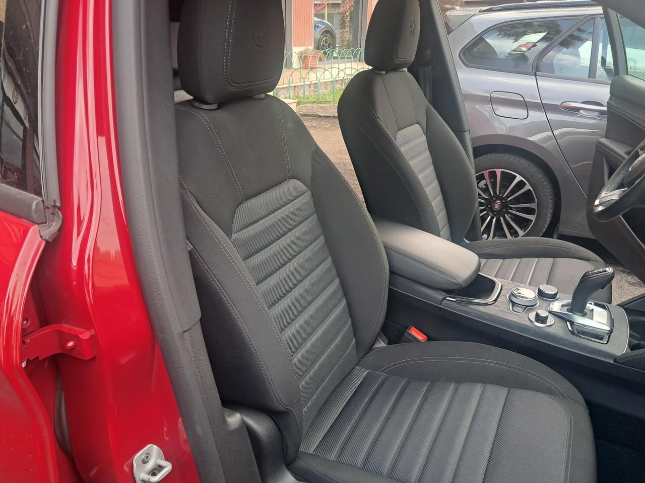 Alfa Romeo Stelvio 2.2 Td 160 cv AT8 RWD Super