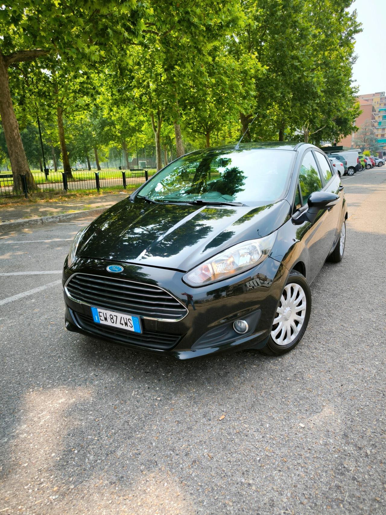 Ford Fiesta 1.5 TDCi 75CV 5 porte Titanium