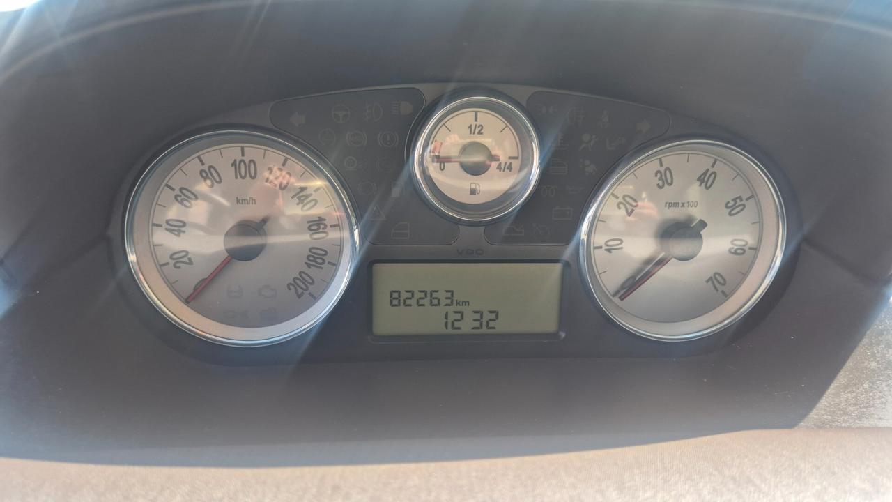 Lancia Ypsilon 1.2 Oro Giallo