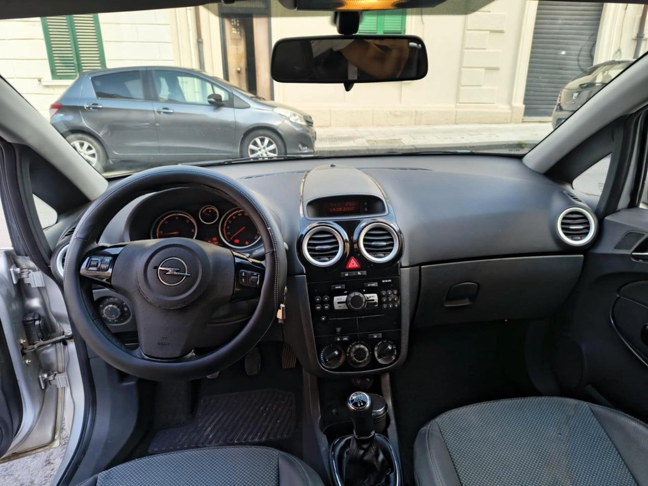 Opel Corsa 1.3 CDTI 75CV 5 porte Enjoy - KM 144000