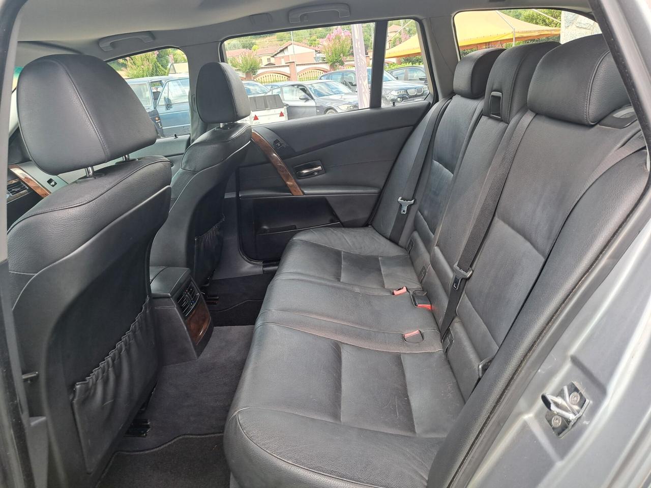 Bmw 525d AUT /SENSORI