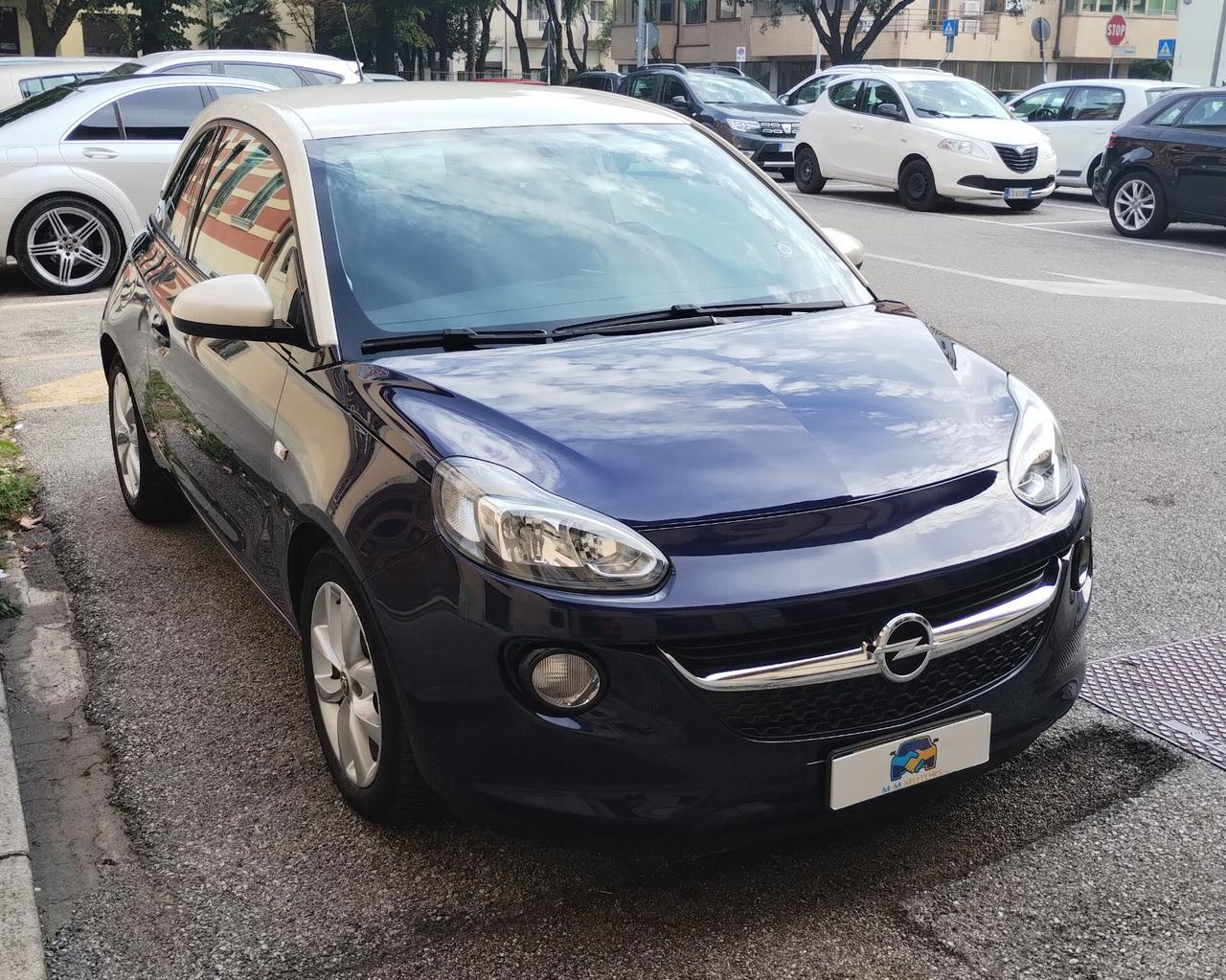 Opel Adam 1.4 87 CV GPL Tech Jam