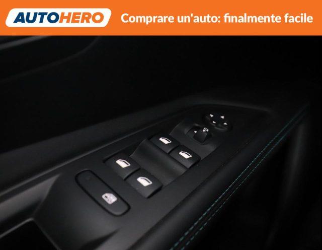 PEUGEOT 3008 Hybrid 136 e-DCS 6 Allure Pack