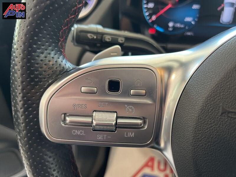 Mercedes-Benz GLA GLA 200 d Automatic Premium *Tetto*Ambient light*
