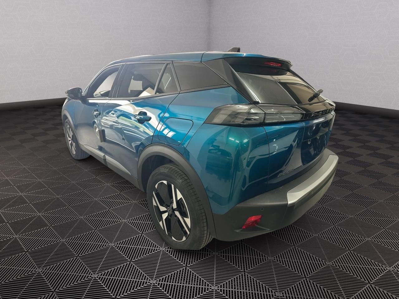 Peugeot 2008 Hybrid 110 e-DCS6 Allure