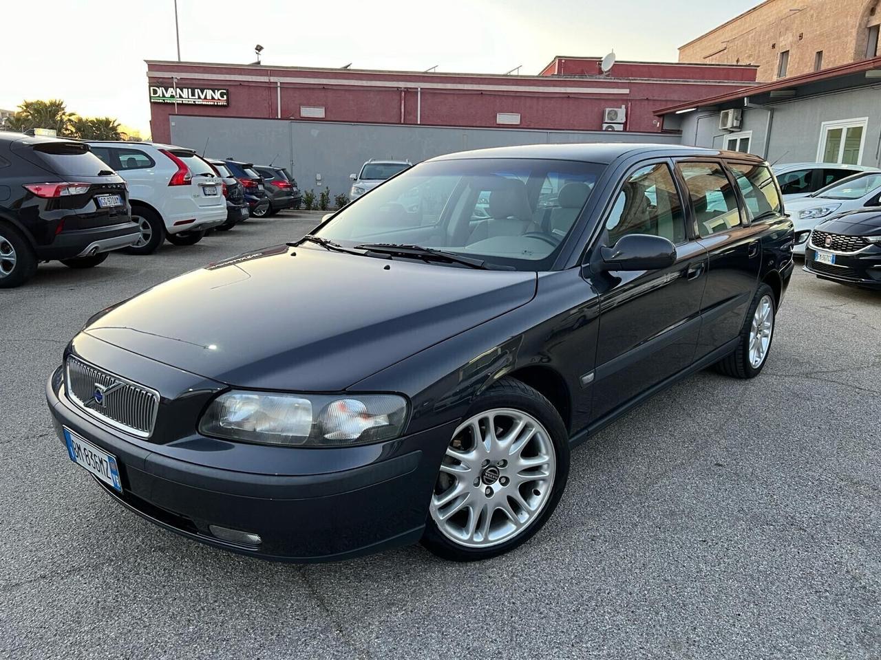 Volvo V70/XC70 V70 2.0i turbo 20V cat T