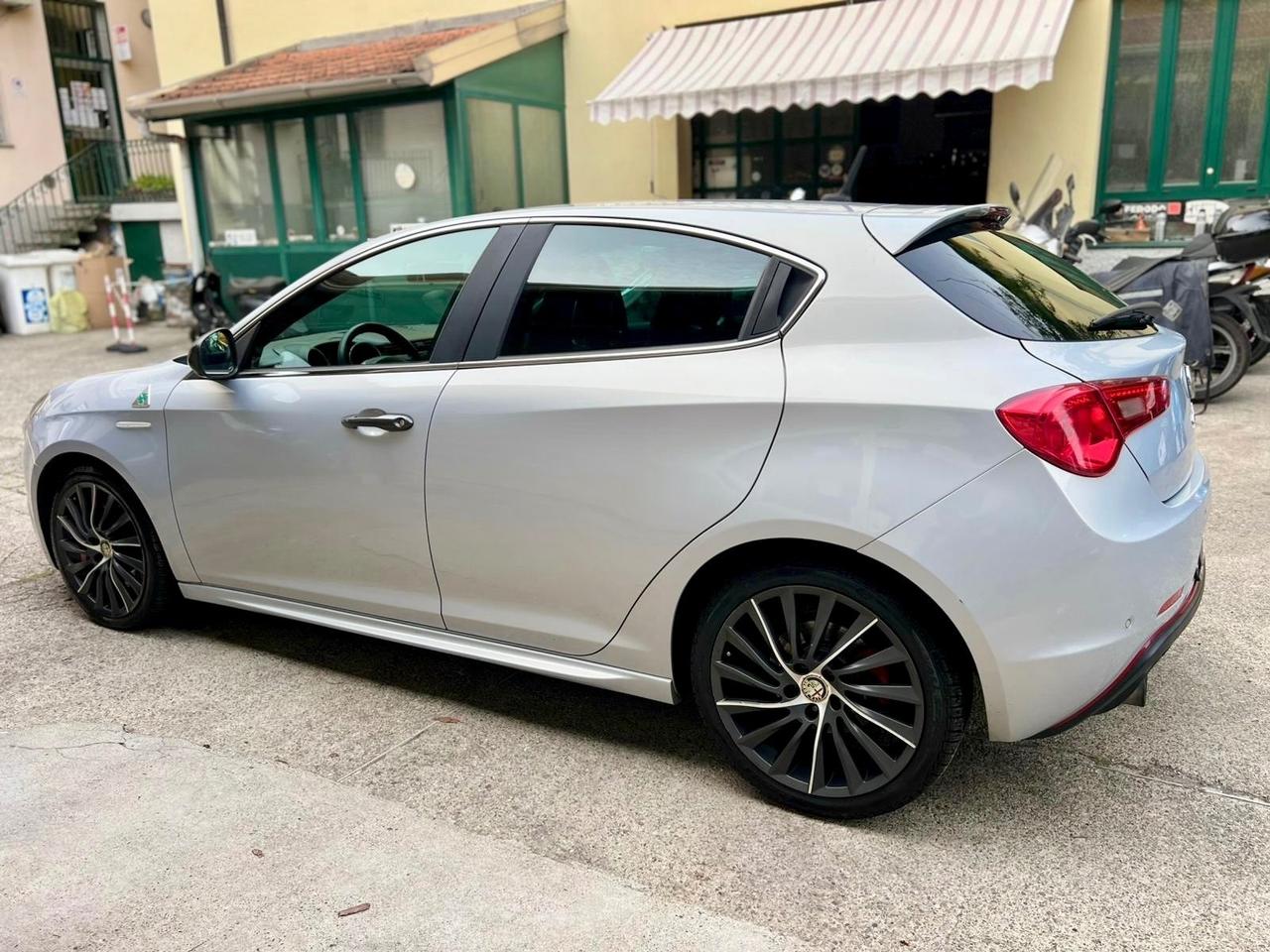 Alfa Romeo Giulietta TBI Quadrifoglio Verde TCT