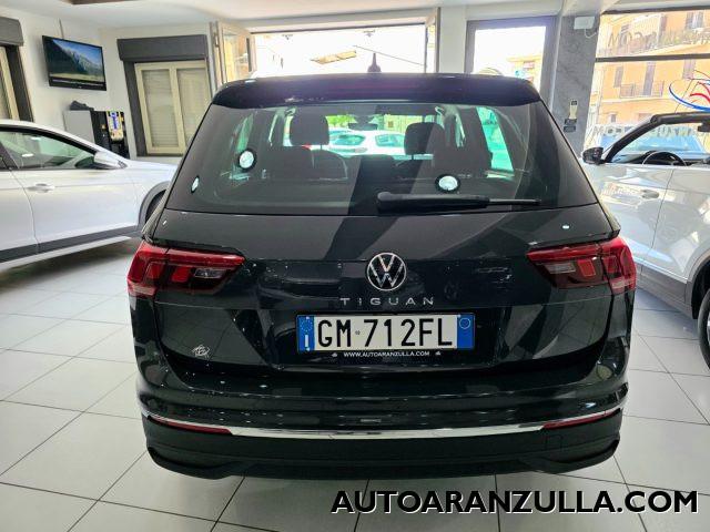 VOLKSWAGEN Tiguan 2.0 Life TDI 150CV SCR DSG - Fari a Led
