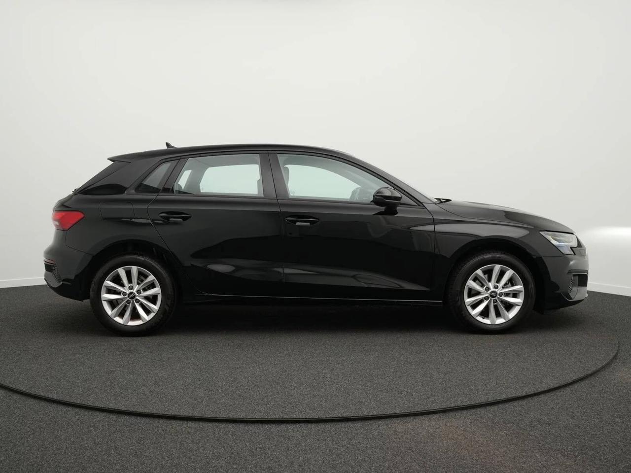 Audi A3 SPB 30 TFSI Business Advanced