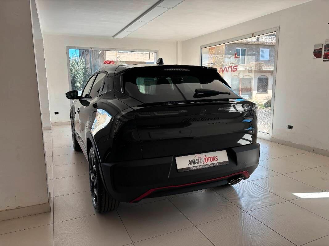 Alfa Romeo Junior 1.2 ibrida Speciale 145cv edct6