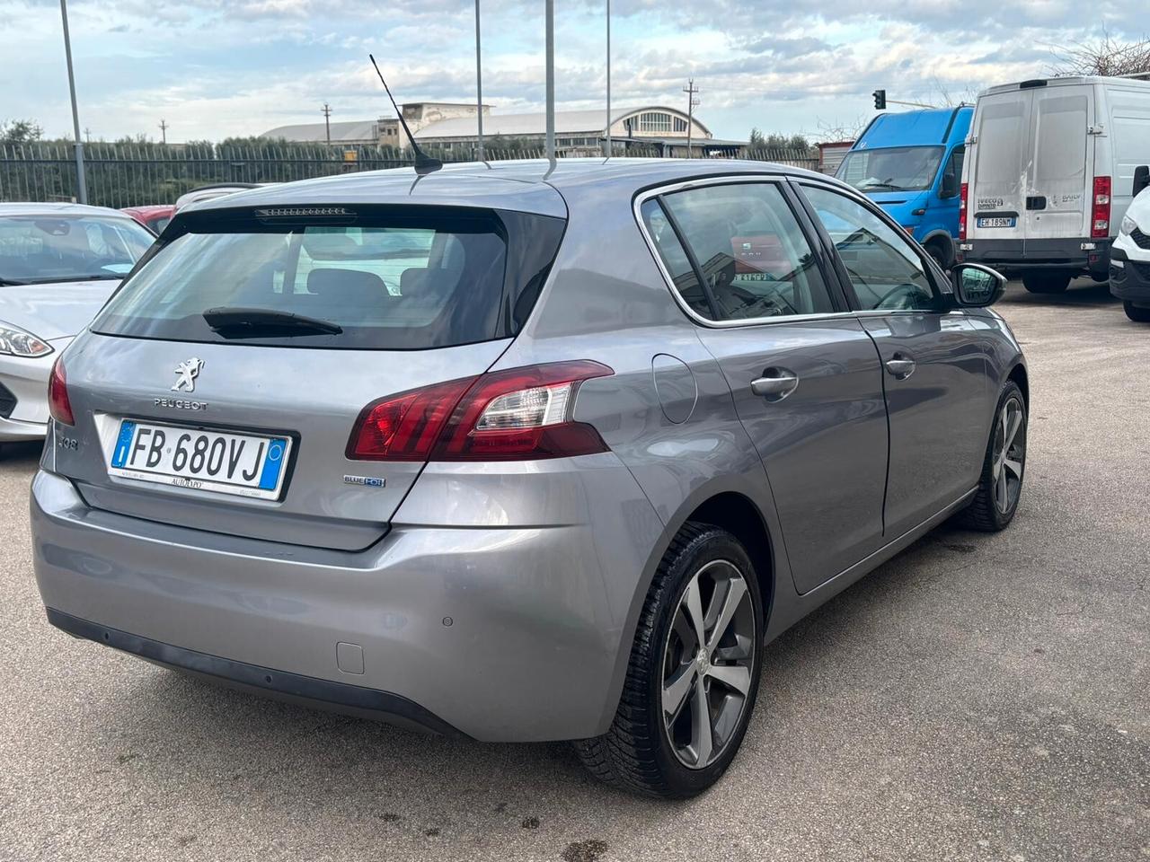 Peugeot 308 BlueHDi 120 S&S Allure