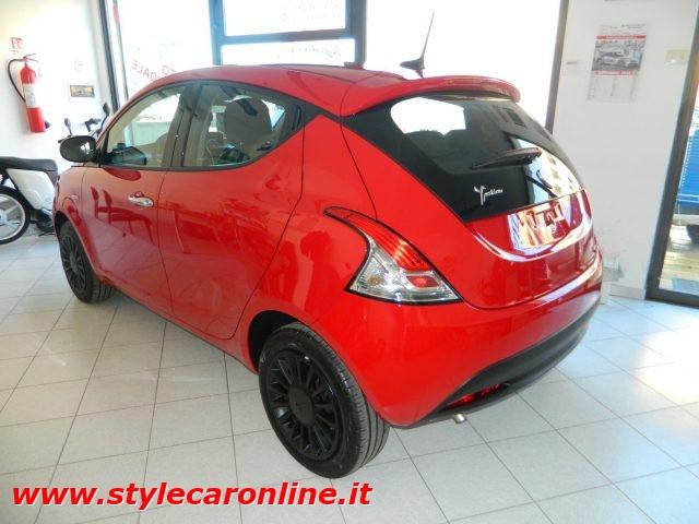 LANCIA Ypsilon 1.0 IBIRDA 70CV - KM ZERO ITALIANA