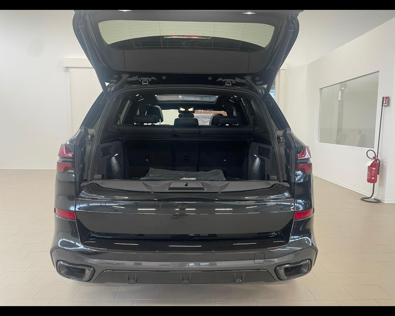 BMW X5 (G05/F95) - X5 xDrive30d 48V Msport Pro